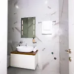 Class Porcelan Apartman Tirana