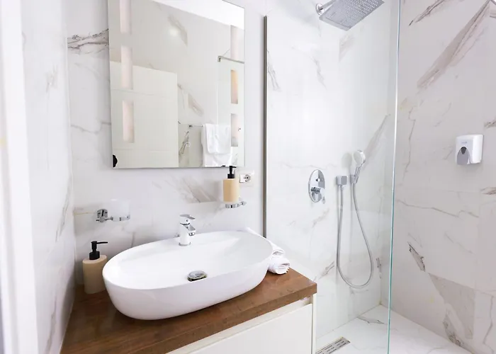 Apartment Class Porcelan Tirana