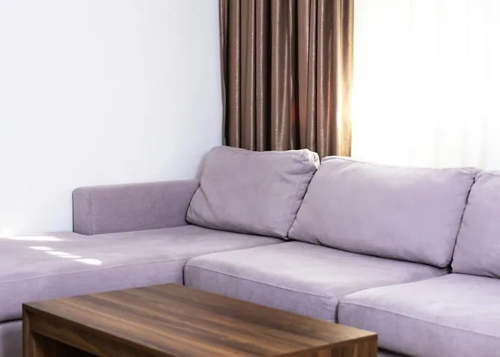 Class Porcelan Tirana