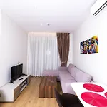 Class Porcelan טיראנה