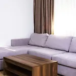 Class Porcelan טיראנה