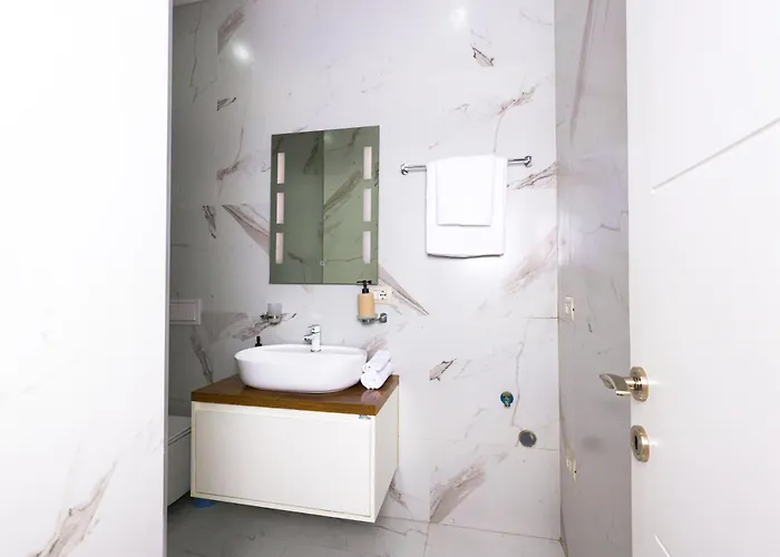 Class Porcelan Apartment Tirana