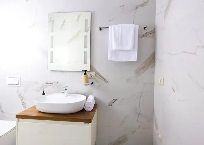 Class Porcelan * 地拉那