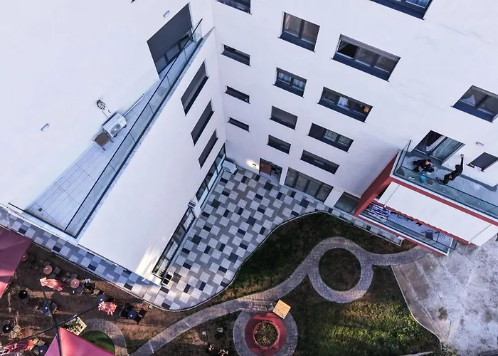 Class Porcelan * 地拉那